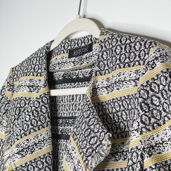 Kasper Petite Black and White Textured Geometric Blazer Jacquard Jacket NWT - Picture 3 of 10